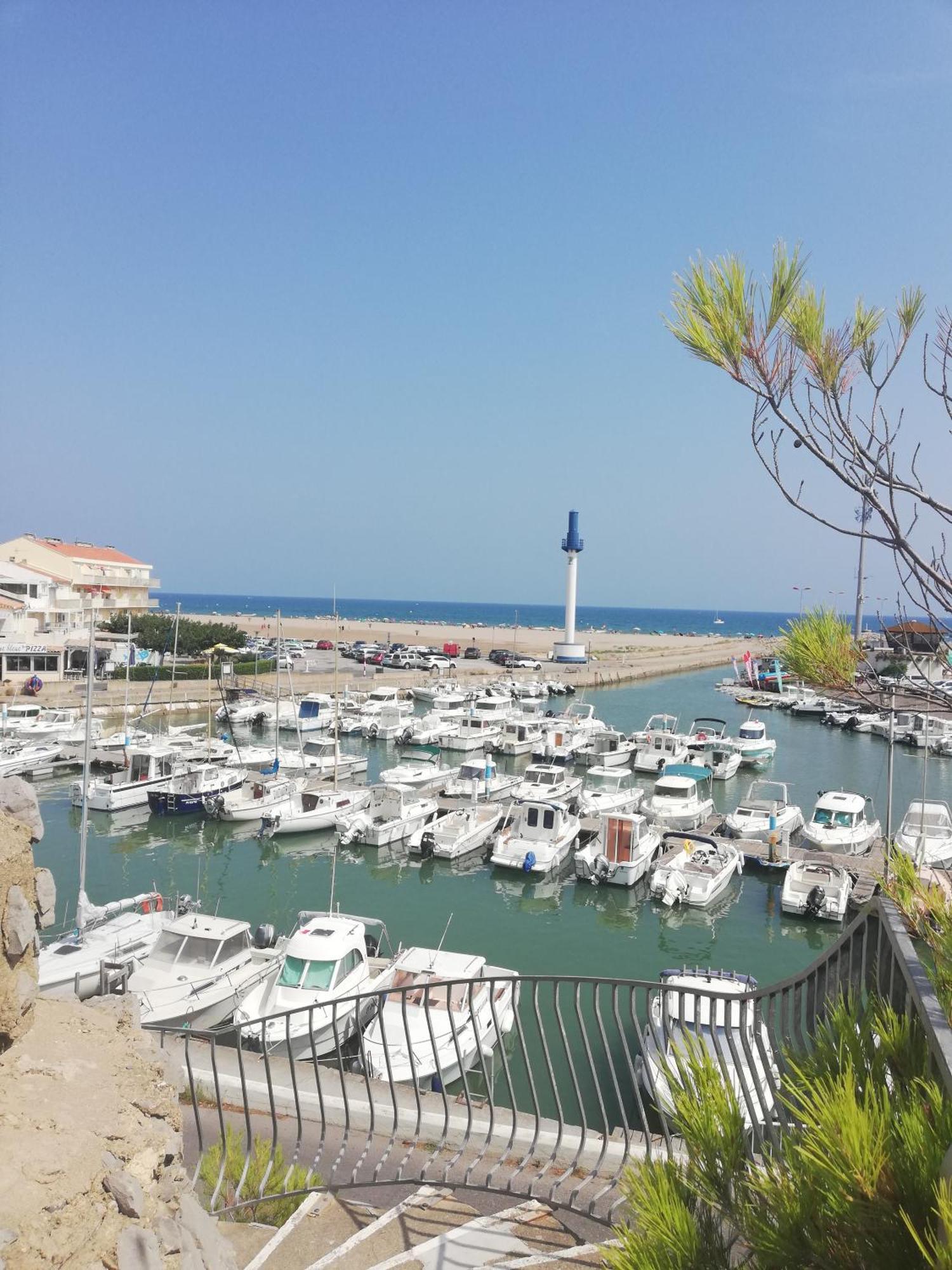 Superbe Appartement Avec Vue Sur Mer Et Port, Parking Prive Saint-Pierre-la-Mer  Eksteriør bilde